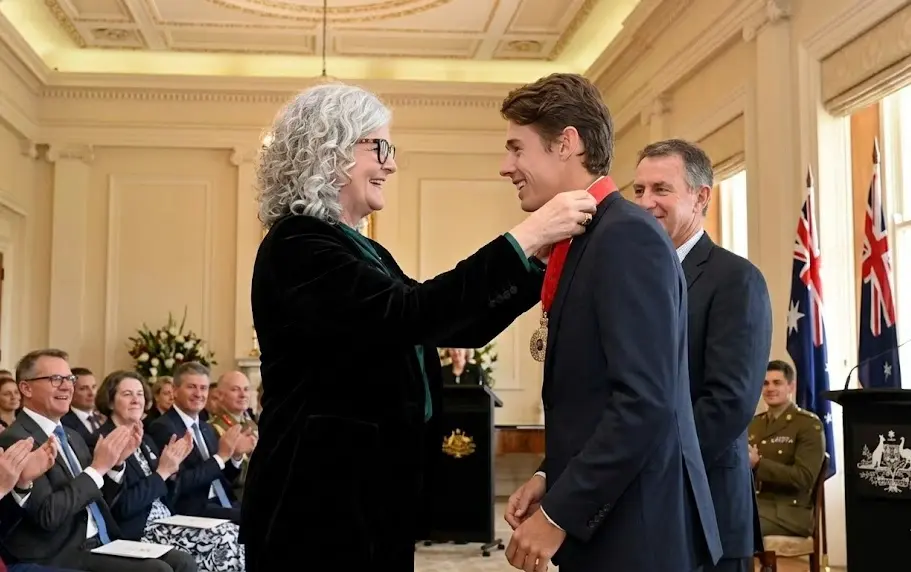 🎖️“You yourself have shown all of Australia what determination and pride mean. But today… I must say something I didn’t expect to have to say.”